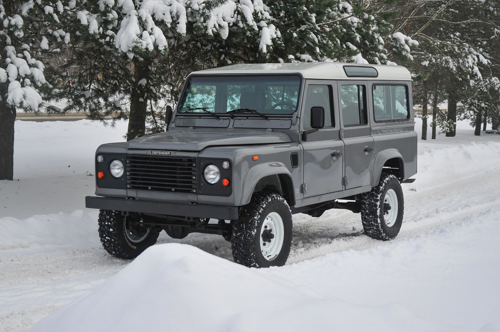 1992 LAND ROVER DEFENDER 110 200 TDI LHD (SOLD)