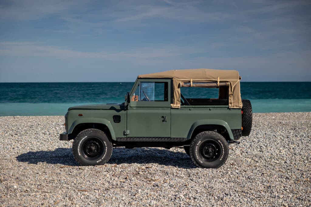 1991 LAND ROVER DEFENDER 90 200TDI LHD - USA ELIGIBLE (SOLD)