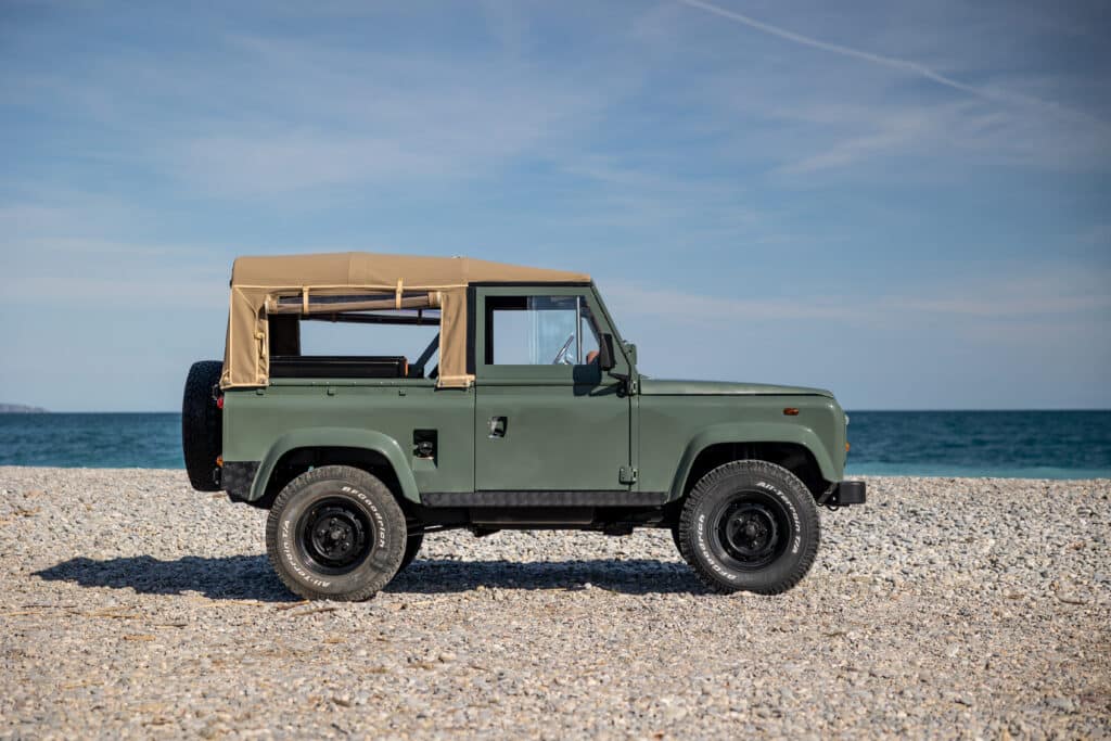 1991 LAND ROVER DEFENDER 90 200TDI LHD - USA ELIGIBLE (SOLD)