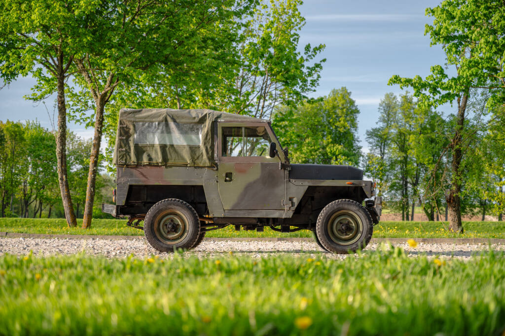 1981 Land Rover 88 Series III “Lighweight / Airportable / Half Ton” LHD