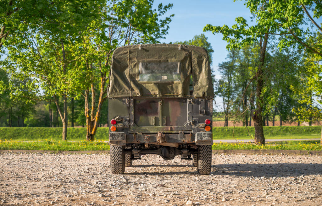 1981 Land Rover 88 Series III “Lighweight / Airportable / Half Ton” LHD