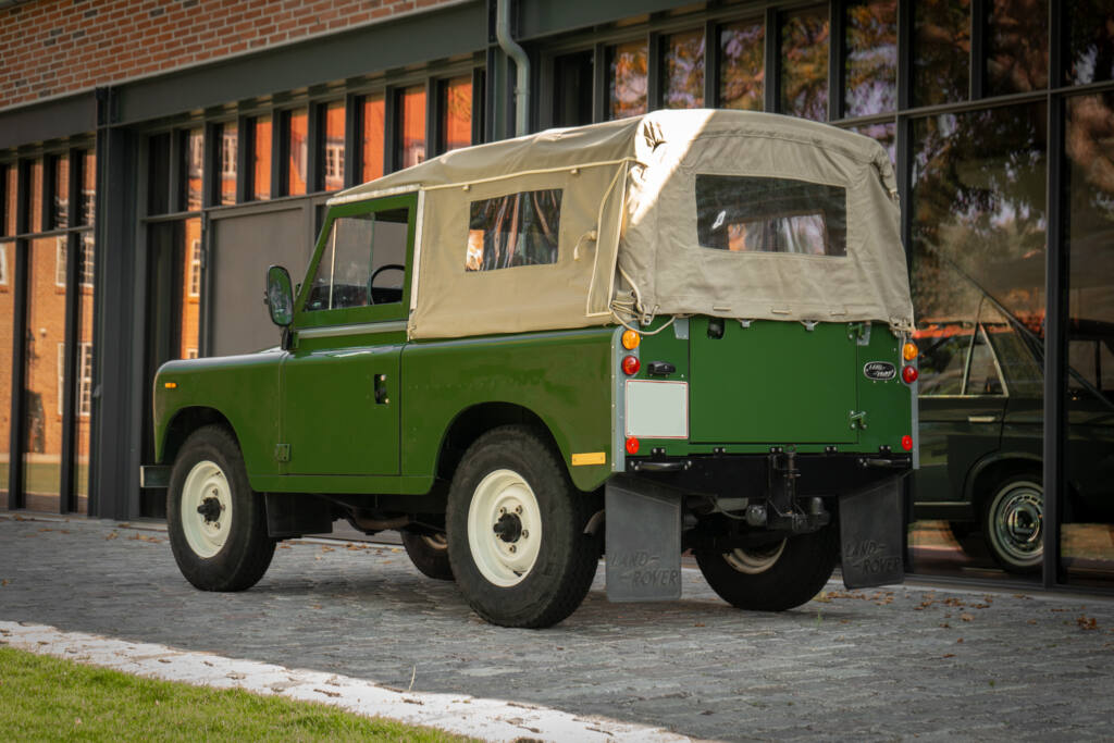 1972 Land Rover Series III 2.25