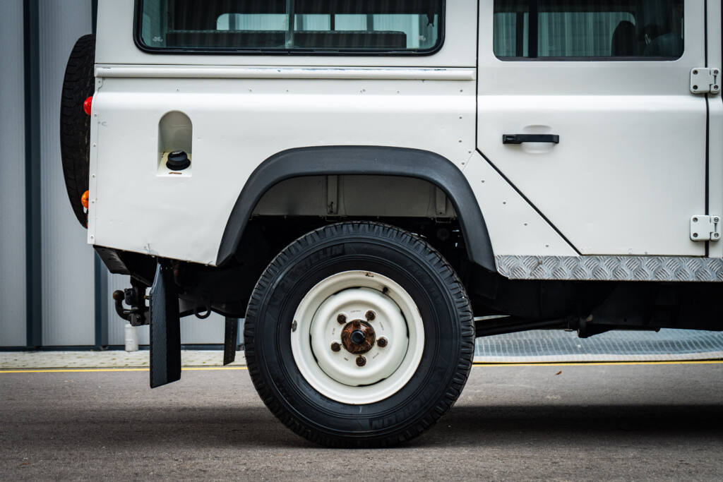 1999 Land Rover Defender 110 Station Wagon