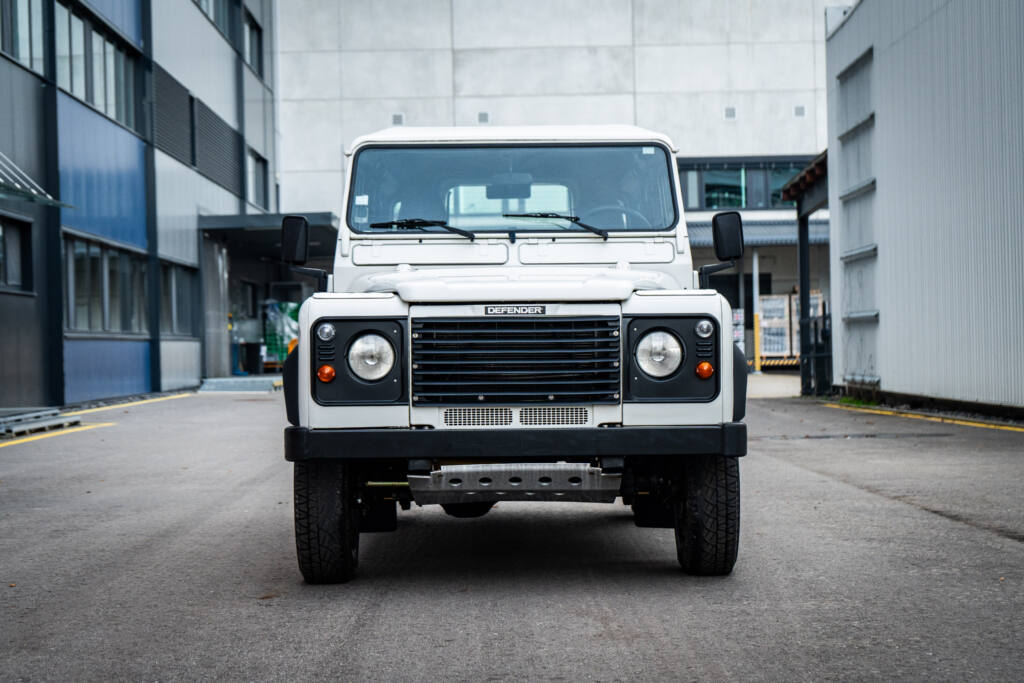 1999 Land Rover Defender 110 Station Wagon