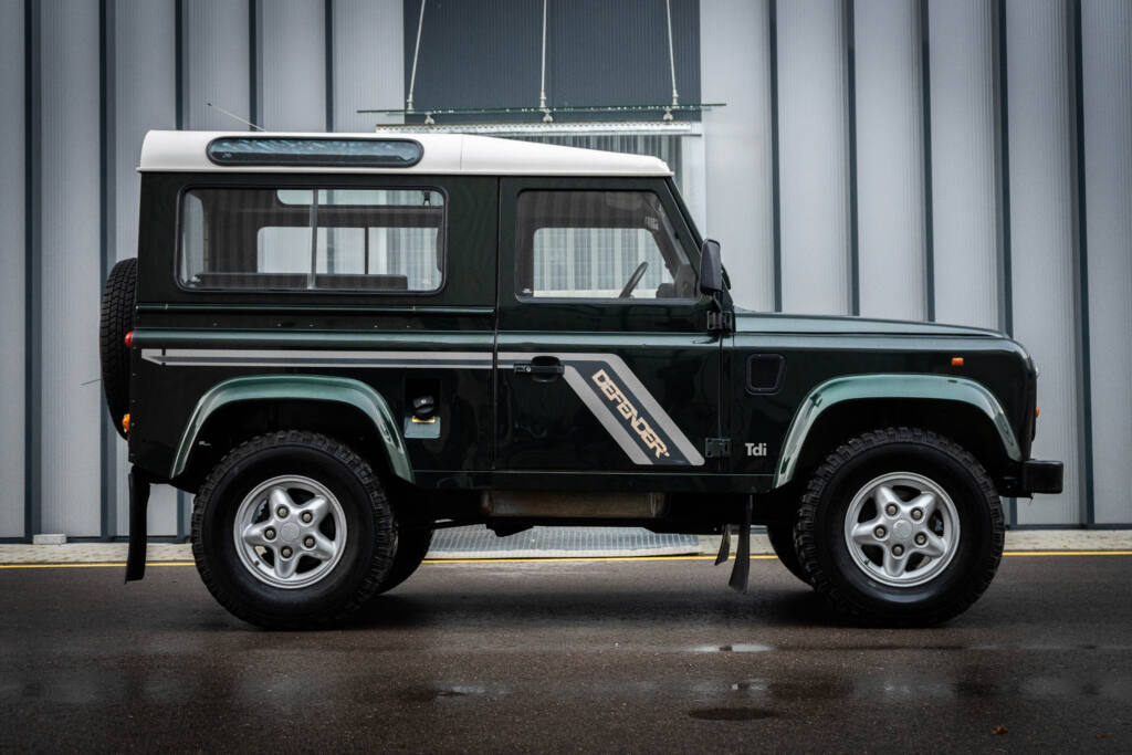 1995 Land Rover Defender 90