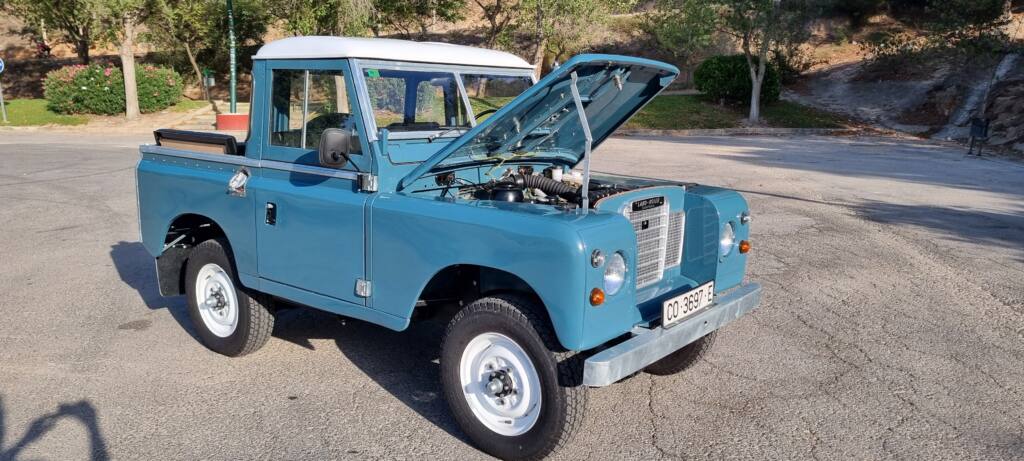 1976 Land Rover Santana Series III 88" Especial