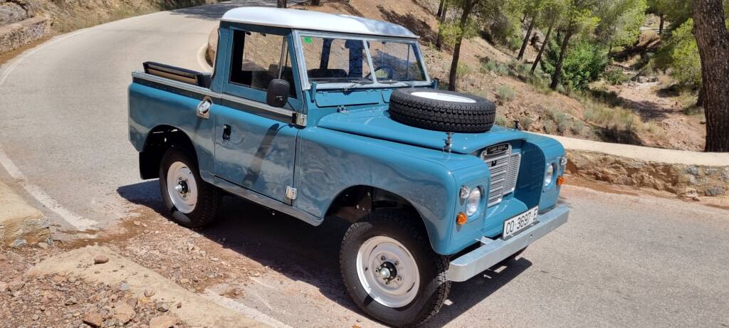 1976 Land Rover Santana Series III 88" Especial
