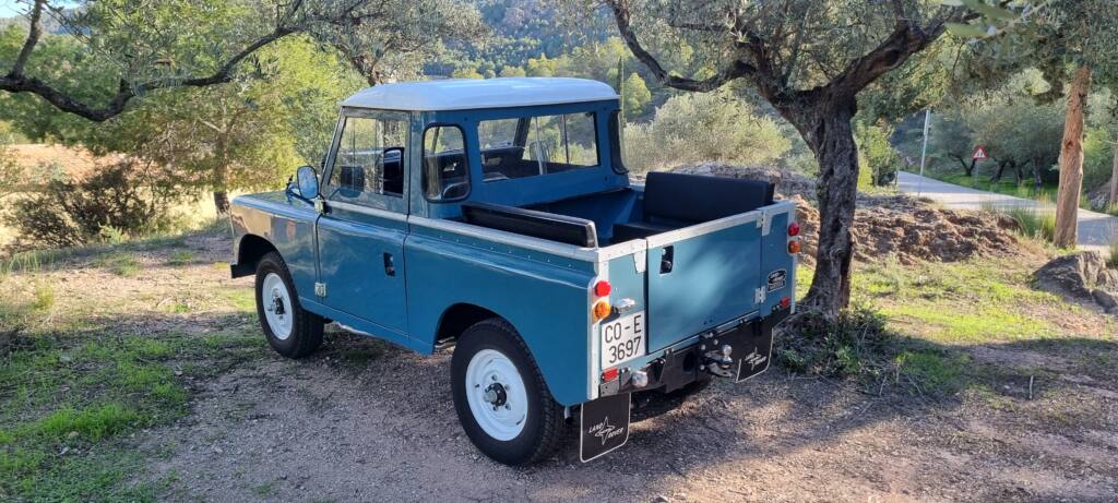 1976 Land Rover Santana Series III 88" Especial
