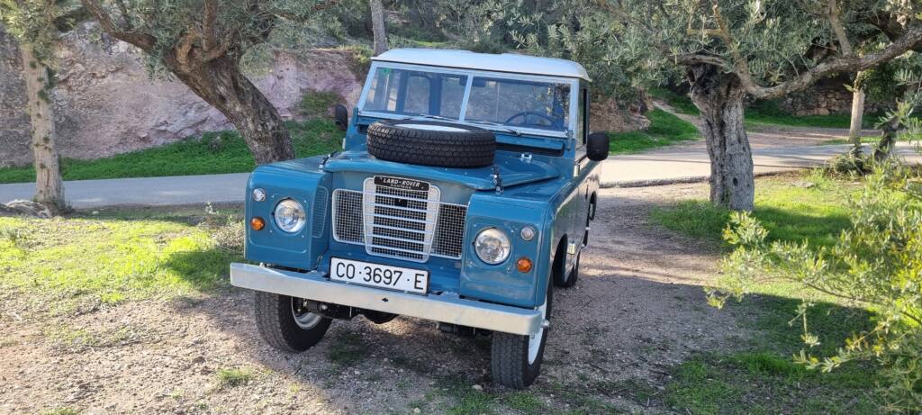1976 Land Rover Santana Series III 88" Especial