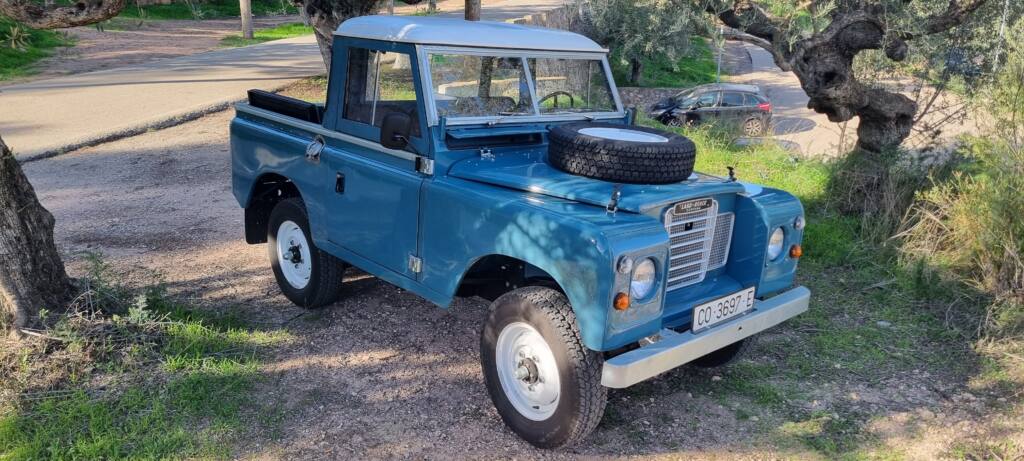 1976 Land Rover Santana Series III 88" Especial
