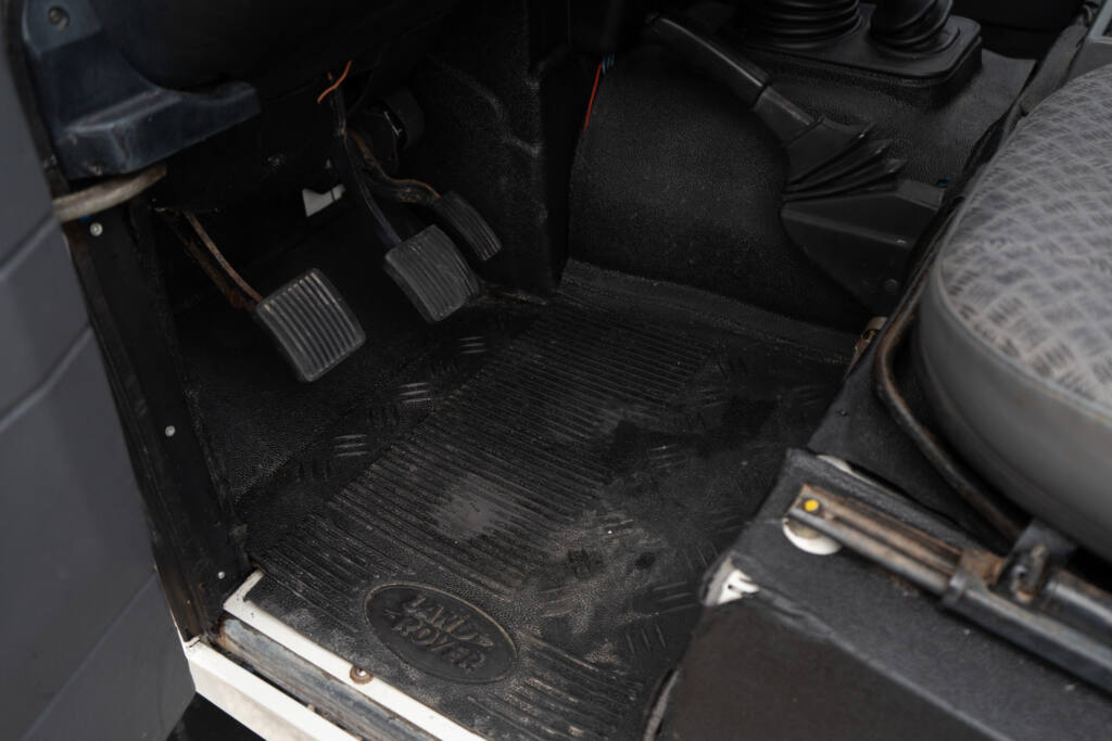 1999 Land Rover Defender 110 TD5