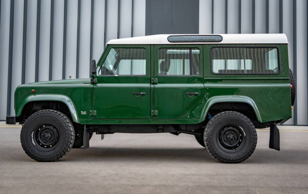 1996 Land Rover Defender D110 300TDI