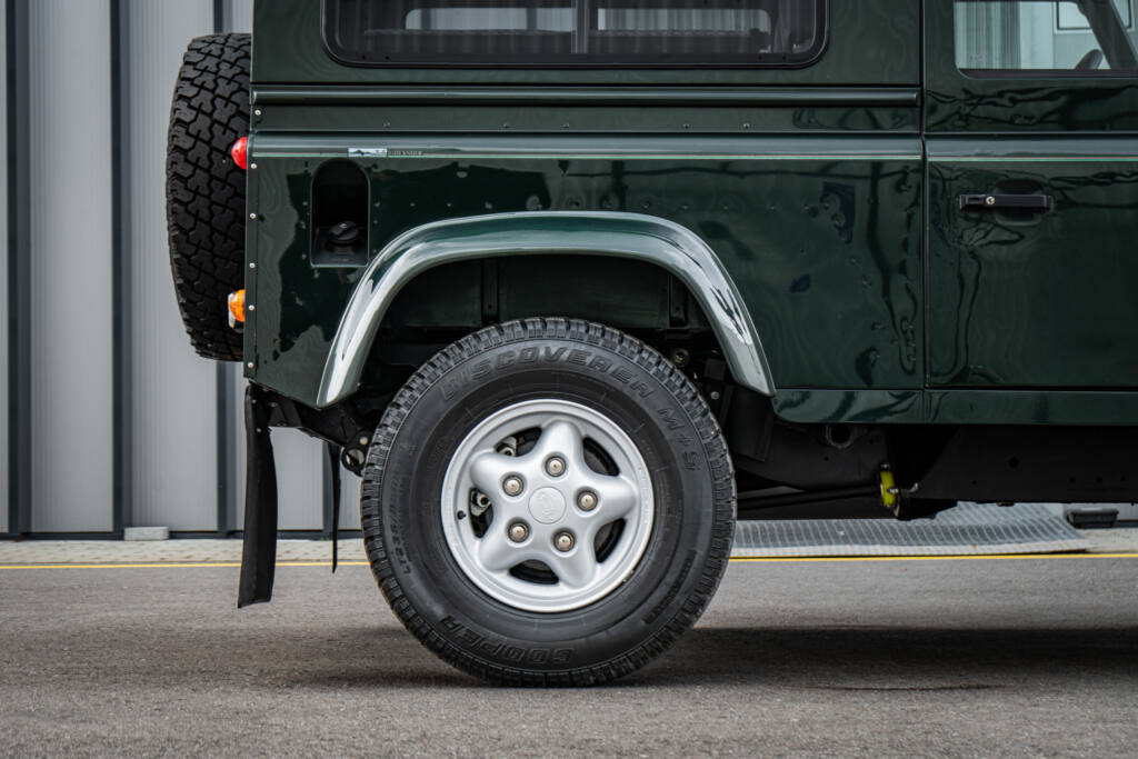 1999 Land Rover Defender 90