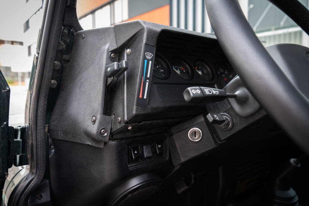 1999 Land Rover Defender 90