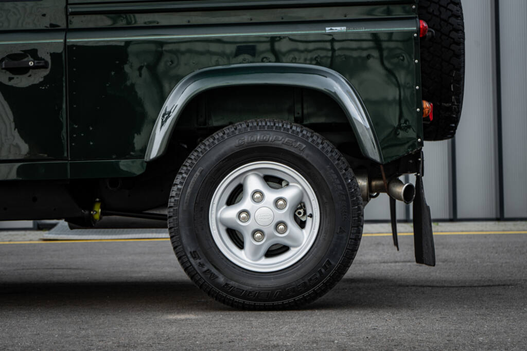 1999 Land Rover Defender 90