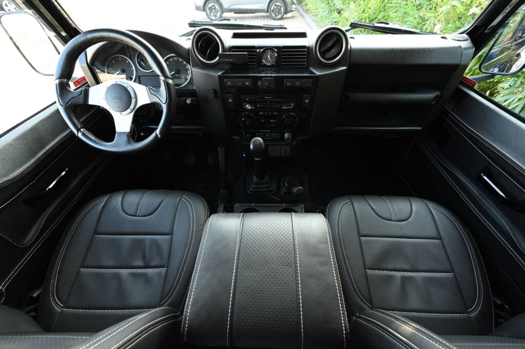 2007 Land Rover Defender 90 2.4 TD4 Station Wagon