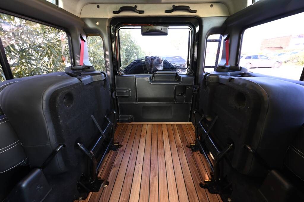 2007 Land Rover Defender 90 2.4 TD4 Station Wagon