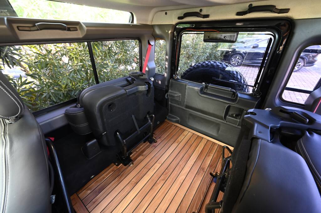 2007 Land Rover Defender 90 2.4 TD4 Station Wagon