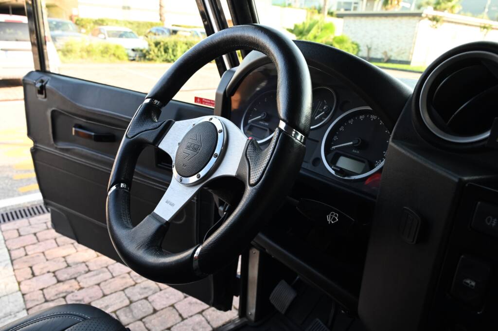 2007 Land Rover Defender 90 2.4 TD4 Station Wagon