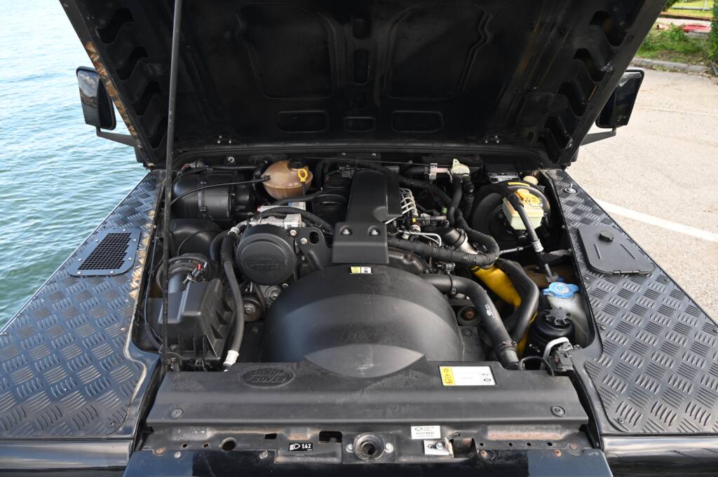 2007 Land Rover Defender 90 2.4 TD4 Station Wagon