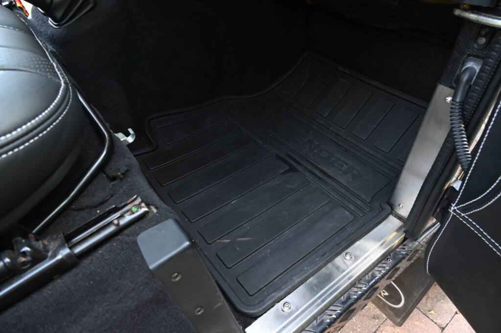 2007 Land Rover Defender 90 2.4 TD4 Station Wagon