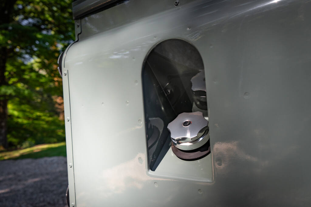 1999 Land Rover Defender 110 TD5 – Keswick Green (LHD)