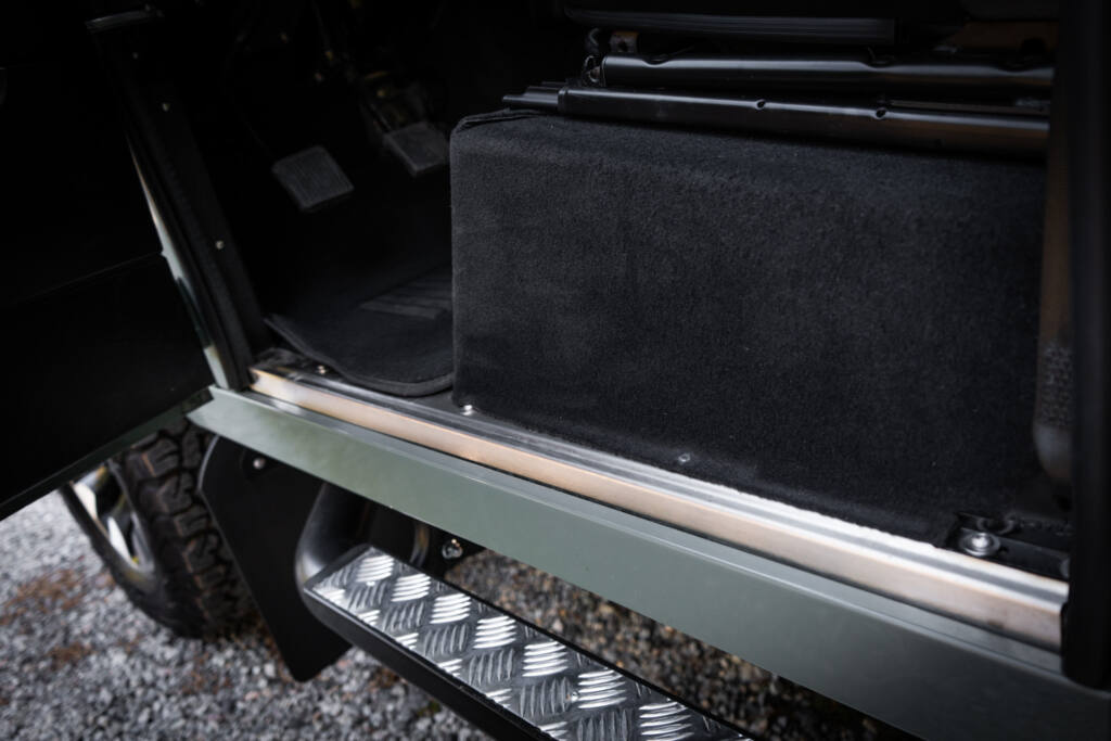 1999 Land Rover Defender 110 TD5 – Keswick Green (LHD)