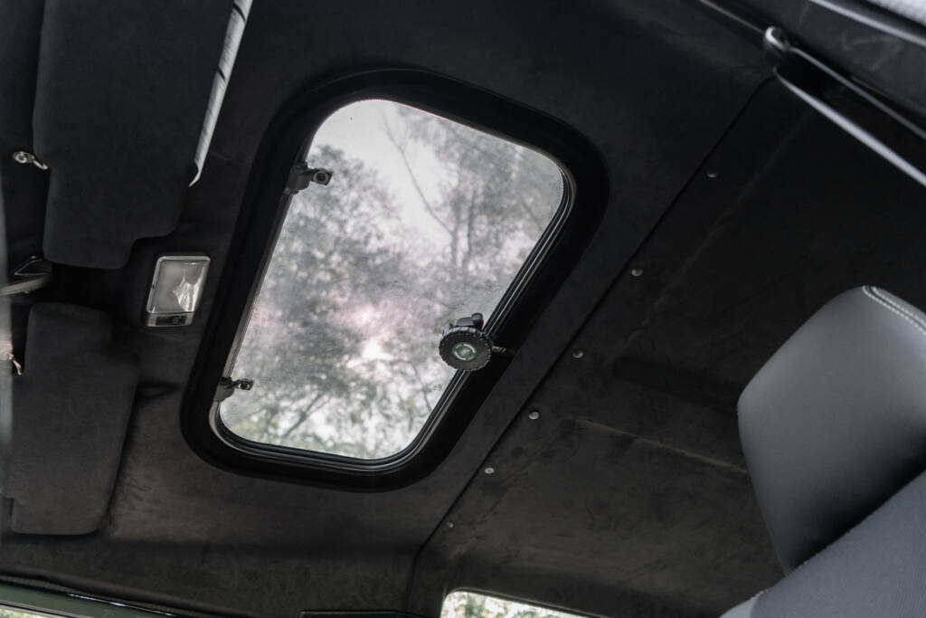 1999 Land Rover Defender 110 TD5 – Keswick Green (LHD)
