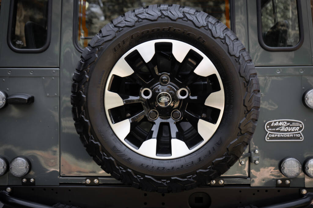 1999 Land Rover Defender 110 TD5 – Keswick Green (LHD)