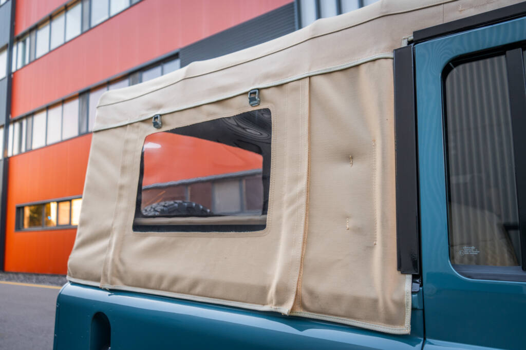 1997 Land Rover Defender 300 Tdi (LHD)