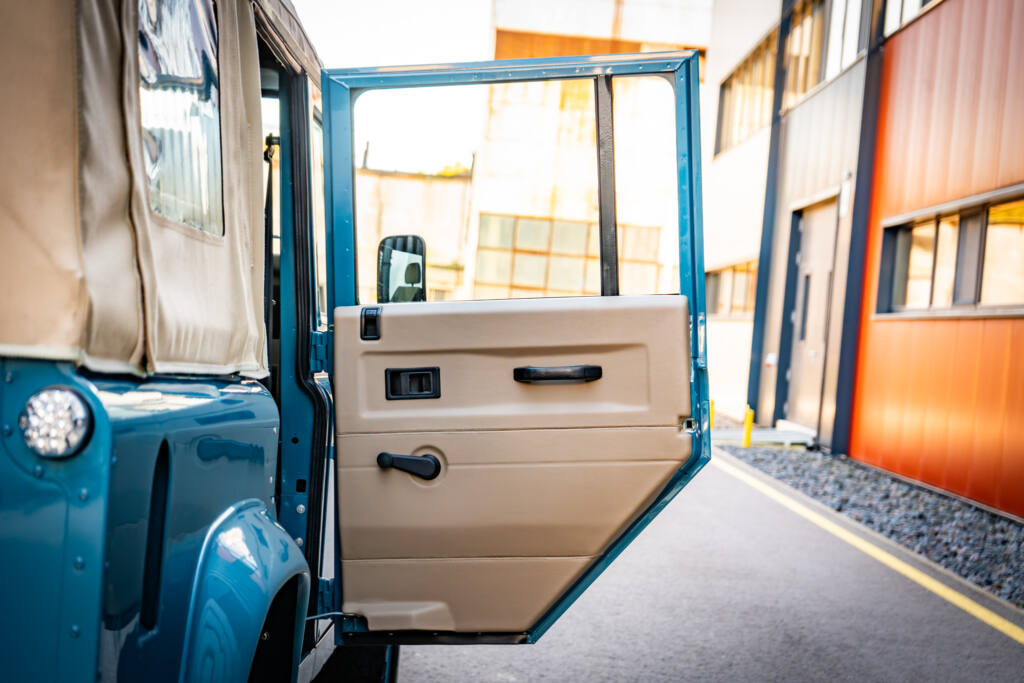 1997 Land Rover Defender 300 Tdi (LHD)