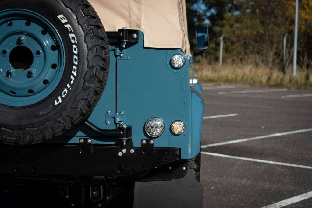 1997 Land Rover Defender 300 Tdi (LHD)