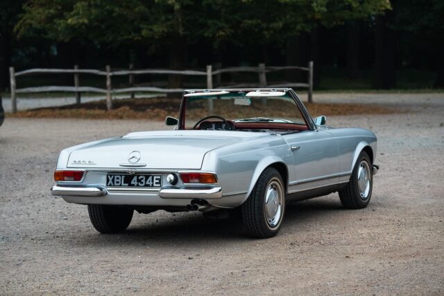 ✨ Elegance, perfectly preserved. ✨Few classics embody 60s European glamour quite like the Mercedes-Benz 250 SL ‘Pagoda’. Designed by Paul Bracq with its distinctive concave hardtop, the Pagoda was built to be both beautiful and usable – a car you could drive across continents in comfort and style.This 1967 example, finished in Silver over Red, is one of the rare 250 SLs built for just a single year, combining the charm of the original 230 SL with the technical refinements of the 280 SL: rear disc brakes, a larger fuel tank, and a more powerful 2.5-litre straight-six.Delivered new to Chicago and showing just 61,442 miles, it comes with a rich history file and its original service book – a rare time capsule of an era when Mercedes-Benz set the gold standard for grand touring.A car for the collector who appreciates authenticity, history, and timeless design.📍 Available soon on Car & Classic – don’t miss this opportunity to own a genuine W113 Pagoda.#mercedesbenz #250sl #pagoda #w113 #classicmercedes #vintagecars #grandtourer #samuellloydandco #carandclassic #classiccarauction